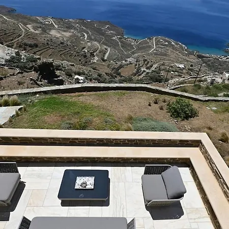 Dioni Tinos, Sea View Elegant Villa Kardhianí