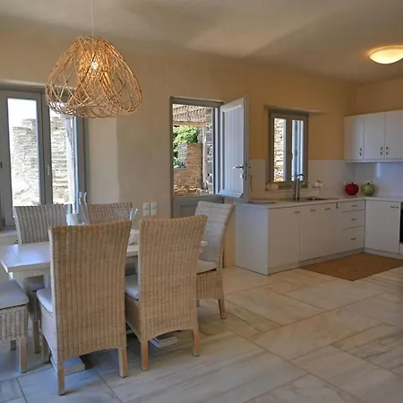 Dioni Tinos, Sea View Elegant *